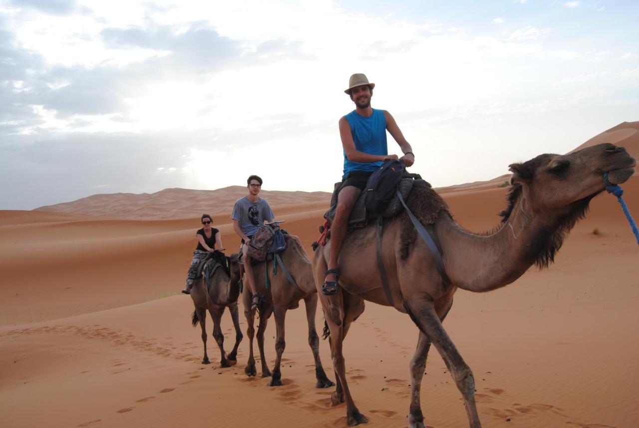 מרזאוגה Desert Camel Trekking Camp מראה חיצוני תמונה